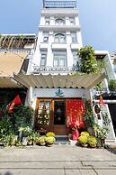 Flower Beachstay & Coffee