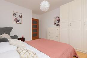 Fort Bema Apartment by Renters