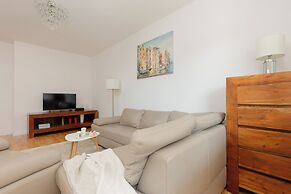 Fort Bema Apartment by Renters