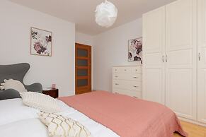 Fort Bema Apartment by Renters