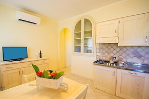 Relaxing Le Residenze del Maria Rosaria No2210 Sleeps 3 Persons