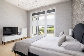 Krakow Studio With Terrace by Renters