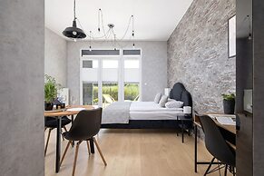 Krakow Studio With Terrace by Renters