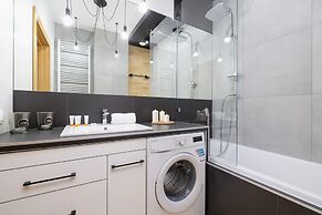 Krakow Studio With Terrace by Renters