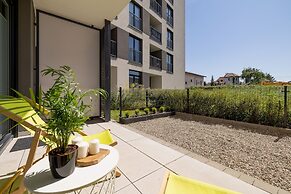 Krakow Studio With Terrace by Renters