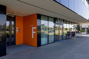 Krakow Studio With Terrace by Renters