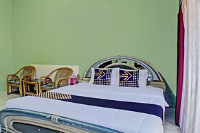 SPOT ON 92682 Badar Guest House Syariah