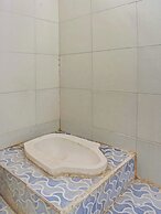 SPOT ON 92682 Badar Guest House Syariah