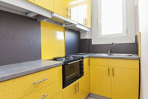 Charming Balcony Escape in Kipseli