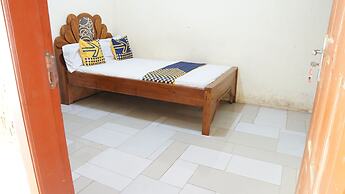 SPOT ON 92689 Homestay Srikandi Pulau Merah BeachNearPantai Pancer