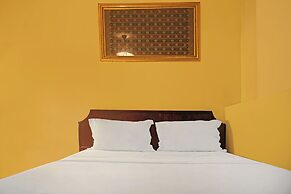 Super OYO Collection O 92690 Hotel Limas