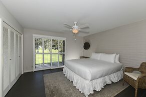 15 Fairways 2 Bedroom Condo by RedAwning