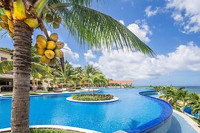 Pristine Bay 1106 4 Bedroom Home by RedAwning