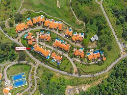 Pristine Bay 1106 4 Bedroom Home by RedAwning