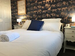 Sleeps up to 7, Parking, Office, Preston Nr M6/m65