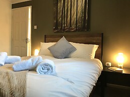 Sleeps up to 7, Parking, Office, Preston Nr M6/m65