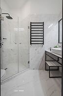 Astoria Boutique Suites - by BQA