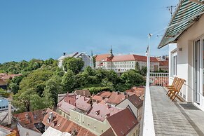 Grand Square Suite - Tale Of The City