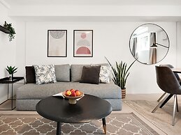 Sanders Charm - Cozy 1-bdr Apt With Shared Garden