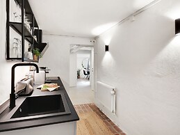 Sanders Charm - Cozy 1-bdr Apt With Shared Garden