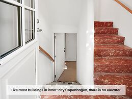 Sanders Charm - Cozy 1-bdr Apt With Shared Garden