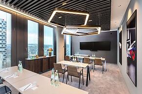 Radisson Blu Hotel At Porsche Design Tower Stuttgart