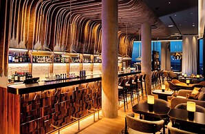 Radisson Blu Hotel At Porsche Design Tower Stuttgart