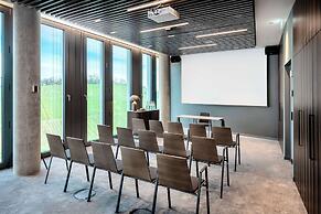 Radisson Blu Hotel At Porsche Design Tower Stuttgart