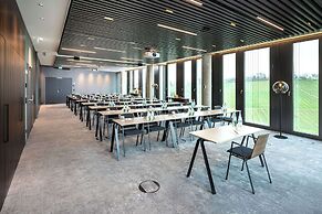 Radisson Blu Hotel At Porsche Design Tower Stuttgart