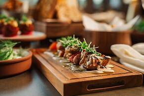 Radisson Blu Hotel At Porsche Design Tower Stuttgart