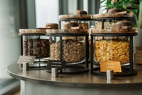 Radisson Blu Hotel At Porsche Design Tower Stuttgart