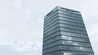 Radisson Blu Hotel At Porsche Design Tower Stuttgart