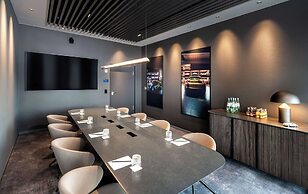 Radisson Blu Hotel At Porsche Design Tower Stuttgart