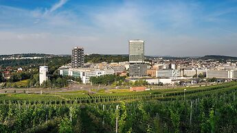 Radisson Blu Hotel At Porsche Design Tower Stuttgart