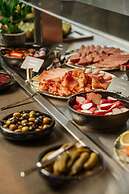 Radisson Blu Hotel At Porsche Design Tower Stuttgart