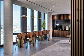 Radisson Blu Hotel At Porsche Design Tower Stuttgart