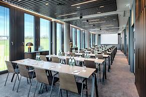Radisson Blu Hotel At Porsche Design Tower Stuttgart