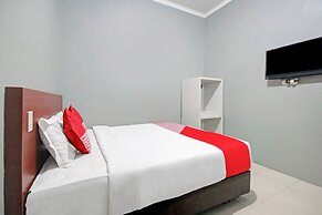 OYO 90359 Sbh Residence