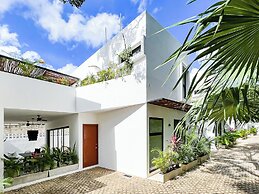 Selva Mia by The Spot Rentals