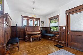 Stoneway by Minnestay