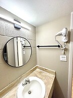 Super 8 by Wyndham Blythe