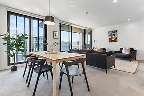 Sunny and Spacious in Wynyard Quarter