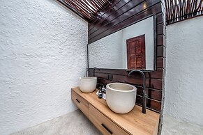 Putri Salju by EVDEkimi