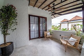 Putri Salju by EVDEkimi