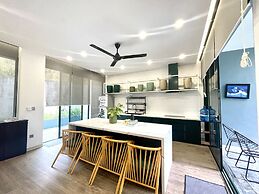 Venus Villa Flamingo Dai Lai by MAPSTAR