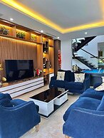 Venus Villa Flamingo Dai Lai by MAPSTAR