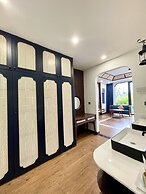 Venus Villa Flamingo Dai Lai by MAPSTAR