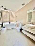 Venus Villa Flamingo Dai Lai by MAPSTAR