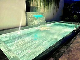 Venus Villa Flamingo Dai Lai by MAPSTAR