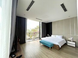 Venus Villa Flamingo Dai Lai by MAPSTAR